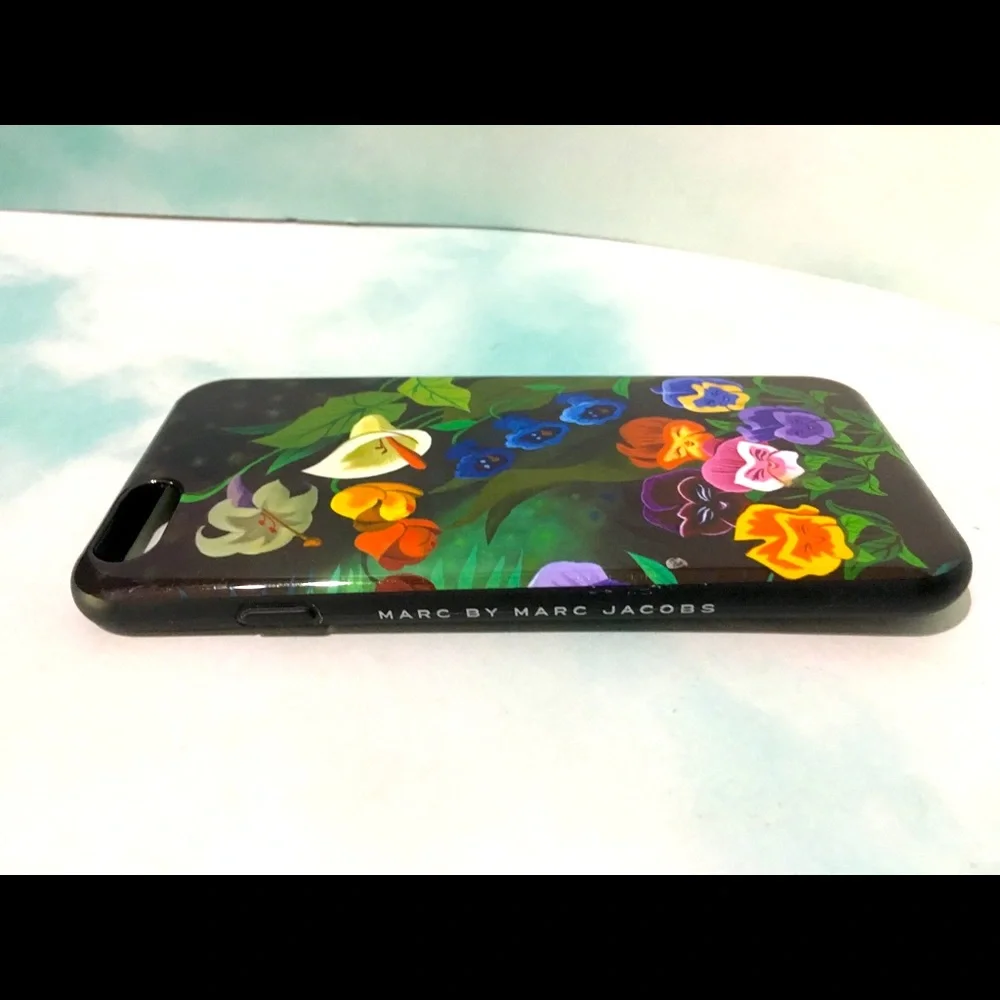 DISNEY ALICE IN WONDERLAND iPHONE CASE
